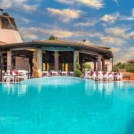 La Pietra Restaurant Hotel Fosdinovo