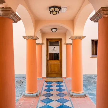 La Pietra Restaurant