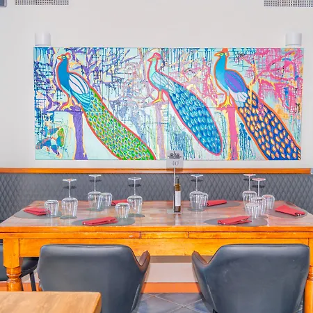 La Pietra Restaurant