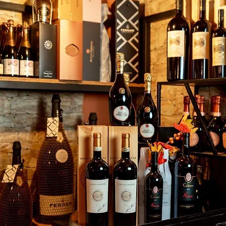 La Pietra Restaurant 호텔 포스디노보